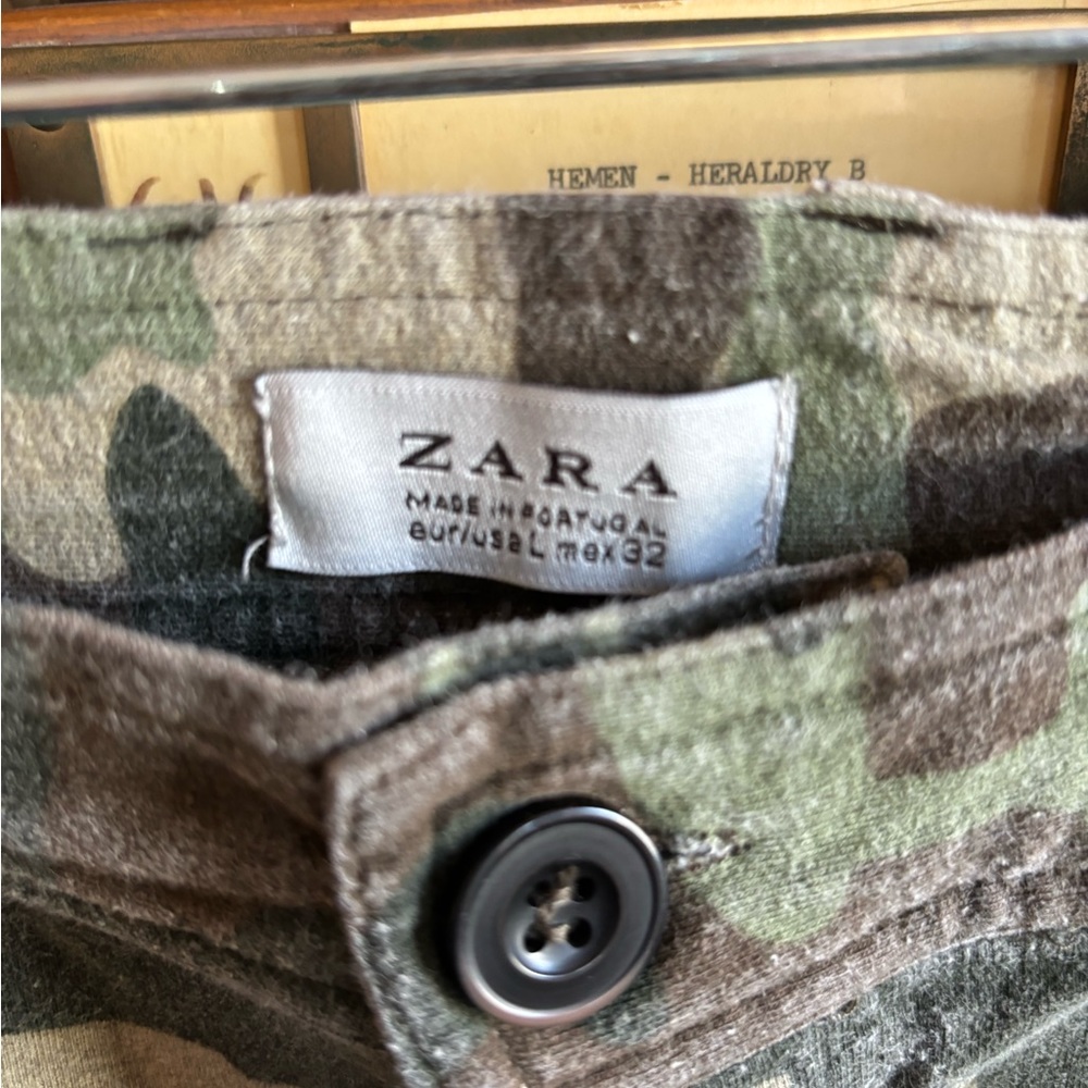 Zara - Picture 3 of 3